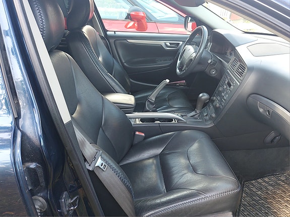 Volvo XC70 3 of 3