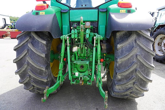 JOHN DEERE 6820 / XBU462 5 of 12
