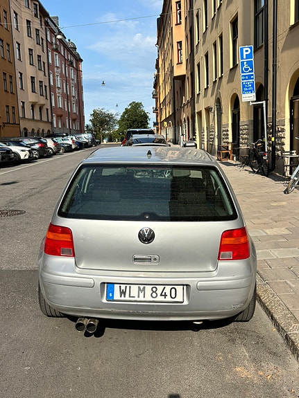 Volkswagen Golf IV 4 of 8