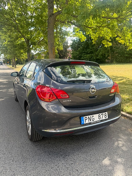 Opel Astra 3 of 6
