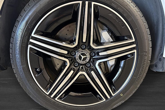 Mercedes-Benz GLC300 de 6 of 24