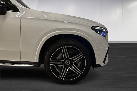 Mercedes-Benz GLC300 de 23 of 24
