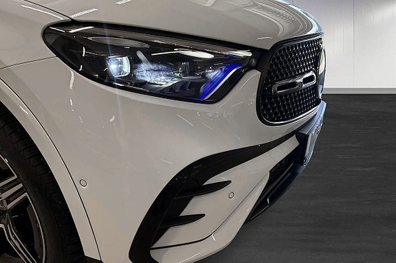 Mercedes-Benz GLC300 de 24 of 24