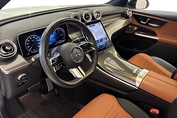 Mercedes-Benz GLC300 de 7 of 24