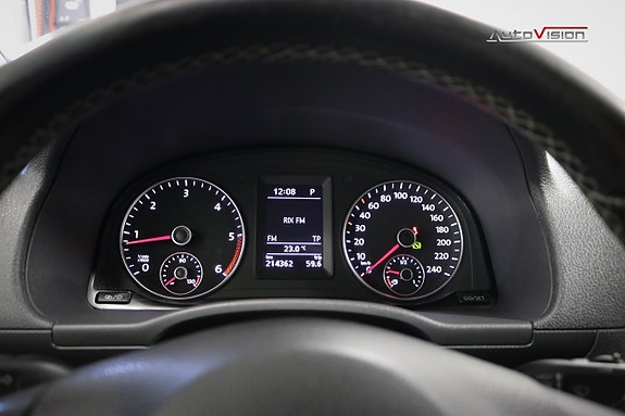 Volkswagen Caddy Cross 19 of 22