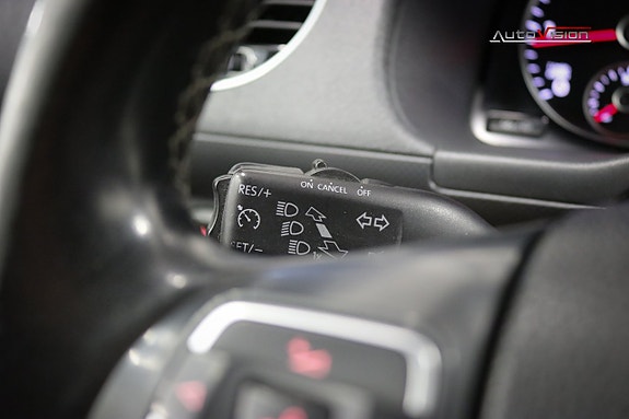 Volkswagen Caddy Cross 18 of 22