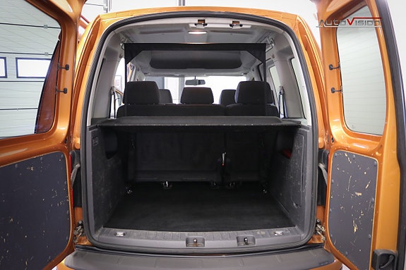 Volkswagen Caddy Cross 22 of 22