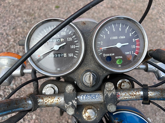 Suzuki GP 125 4 of 7