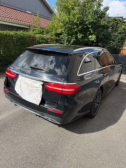 Mercedes-Benz E220 d 17 of 19