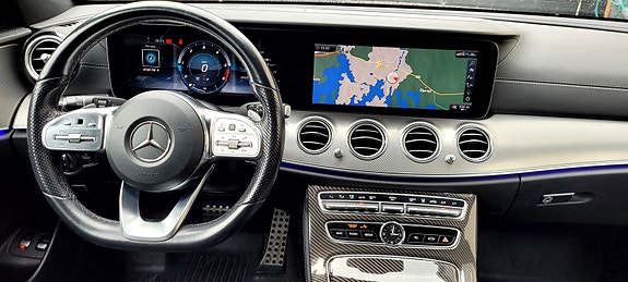Mercedes-Benz E220 d 2 of 19
