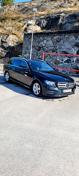 Mercedes-Benz E220 d 20 of 20