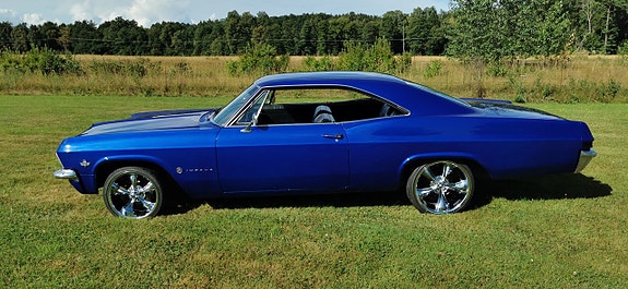 Chevrolet Impala 8 of 17