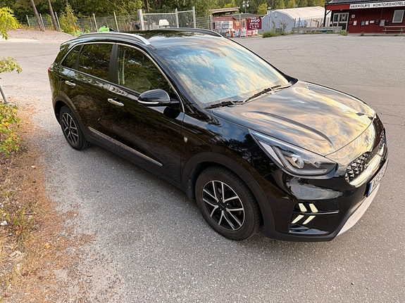 Kia Niro 2 of 7
