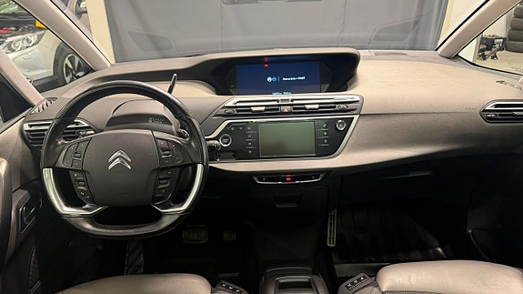 Citroen Grand C4 Picasso 14 of 18