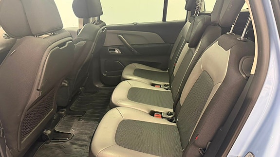 Citroen Grand C4 Picasso 12 of 18