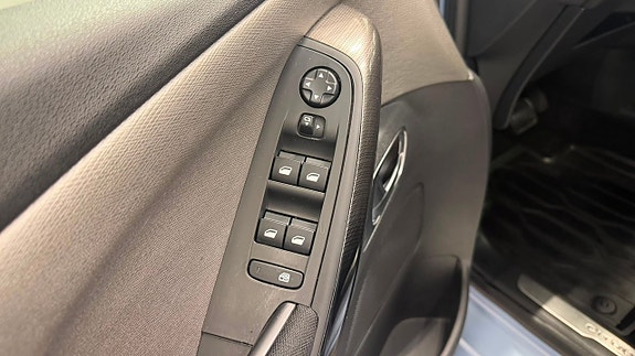Citroen Grand C4 Picasso 16 of 18