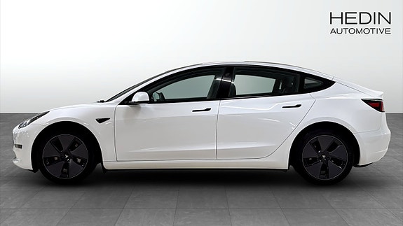 Tesla Model 3 6 of 13