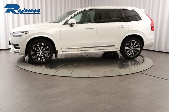 Volvo XC90 3 of 30