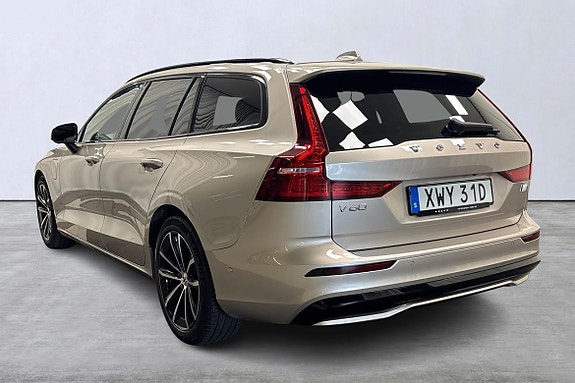 Volvo V60 4 of 27