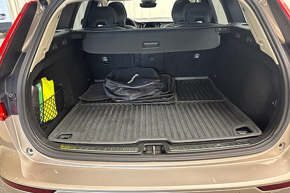 Volvo V60 13 of 27