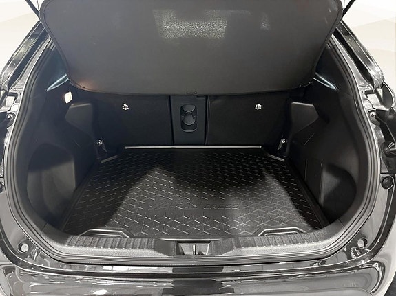 Toyota Yaris Cross 13 of 19
