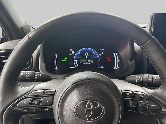 Toyota Yaris Cross 15 of 19