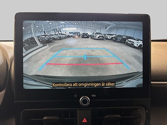 Toyota Yaris Cross 16 of 19