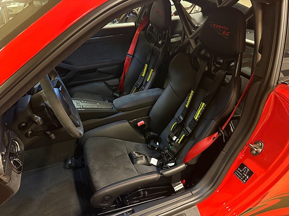 Porsche 911 12 of 29