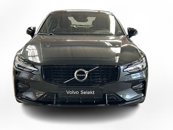 Volvo S60 2 of 14