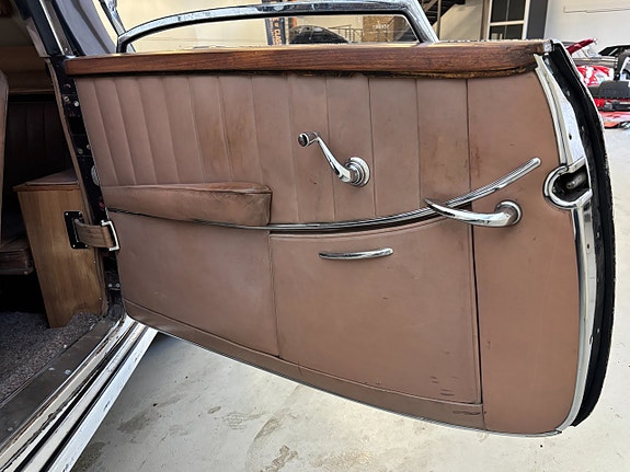 Mercedes-Benz 170 S 13 of 18