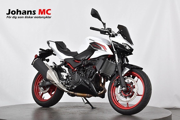 Kawasaki Z500 SE Sport ABS Nyservad
