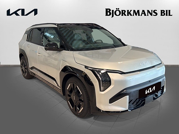 Kia EV3 3 of 18