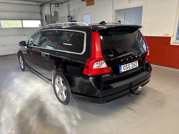 Volvo V70 4 of 7