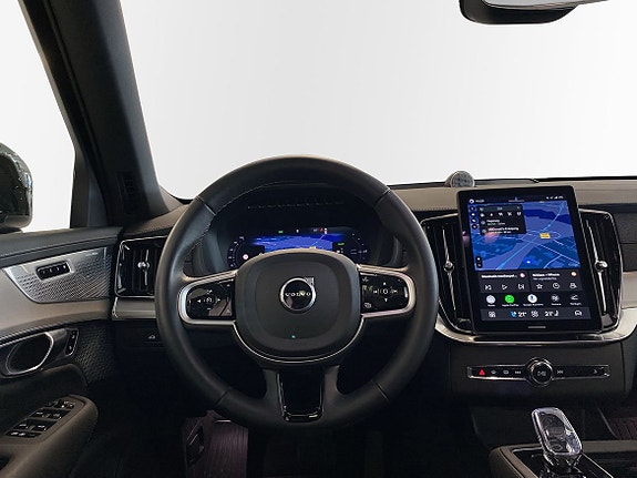 Volvo XC90 11 of 20