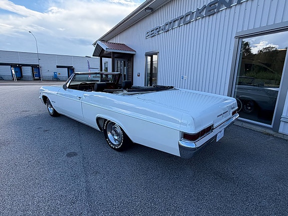 Chevrolet Impala 6 of 17
