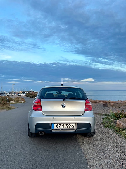 BMW 118d 3 of 12