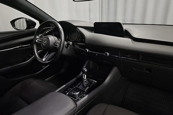 Mazda 3 8 of 12