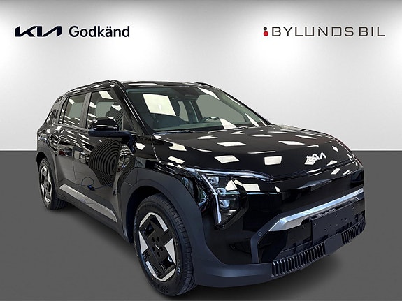 Kia EV3 3 of 14