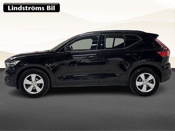 Volvo XC40 6 of 19