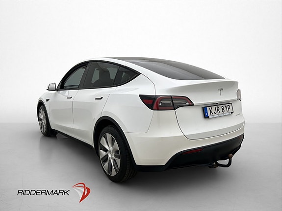 Tesla Model Y 6 of 30