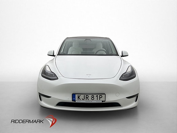 Tesla Model Y 3 of 30