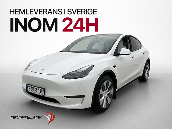 Tesla Model Y 4 of 30