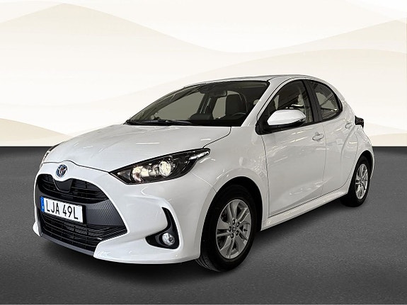 Toyota Yaris 19 of 19