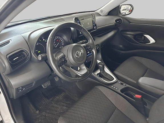 Toyota Yaris 14 of 19
