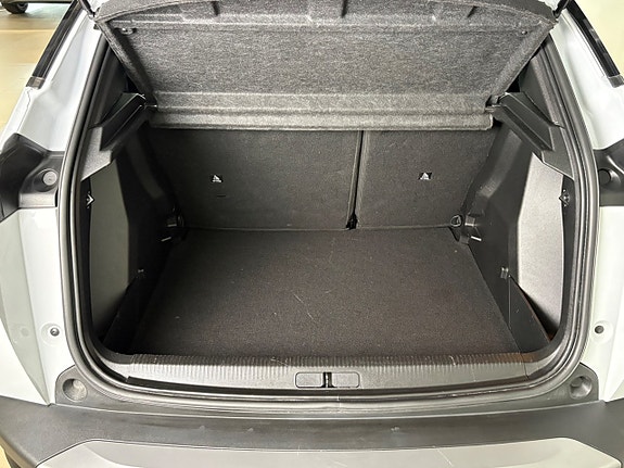 Peugeot 2008 6 of 22