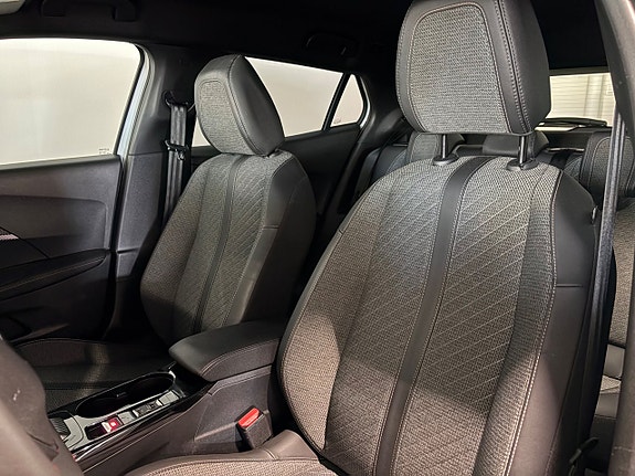Peugeot 2008 11 of 22