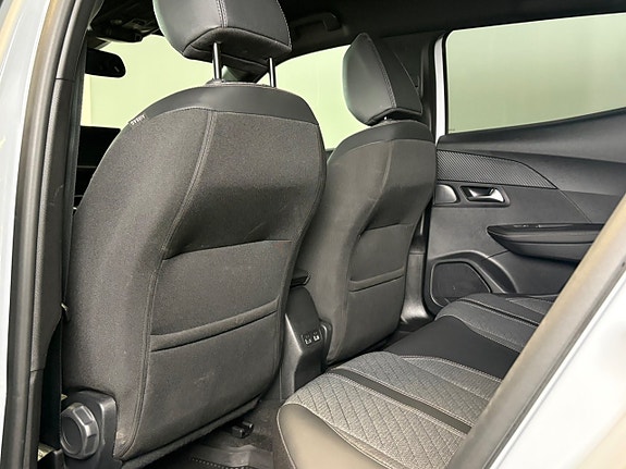 Peugeot 2008 9 of 22