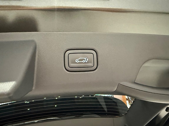 Kia Seltos 14 of 16