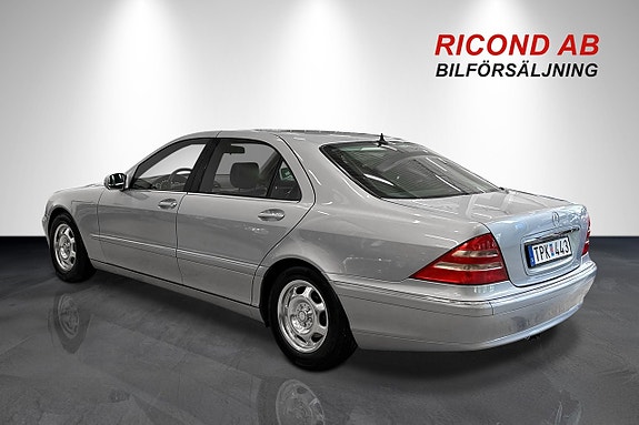 Mercedes-Benz S320 3 of 20