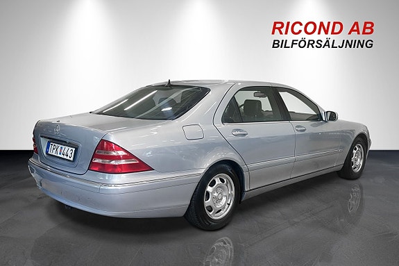 Mercedes-Benz S320 2 of 20